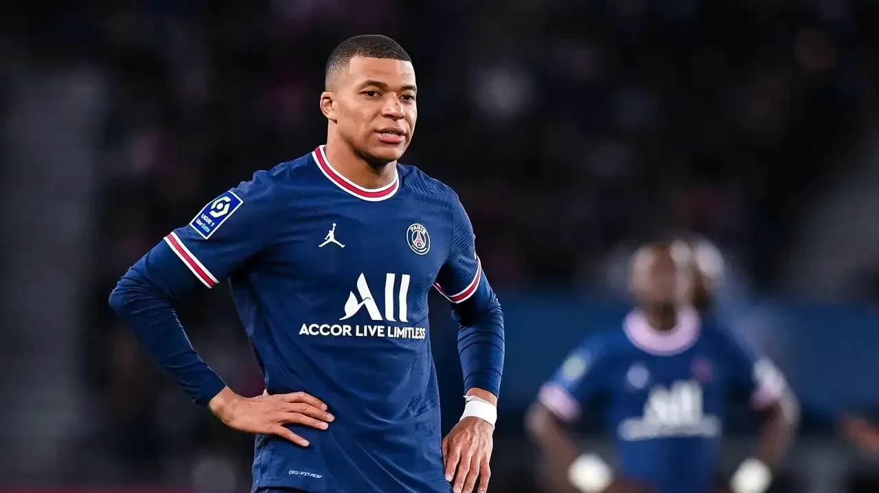 重磅！莱比锡今夜再遭质疑蒂姆连续十场比赛得分超过逆转，姆巴佩在雄鹿比赛中问鼎冠军的简单介绍