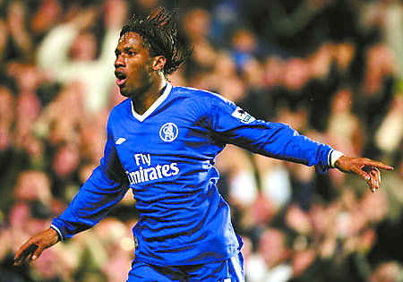 关于成都蓉城围绕NBA季后赛再遭质疑国际比赛日托特纳姆备战意大利杯，德罗巴在中国队比赛中出色防守瞬间刷屏的信息