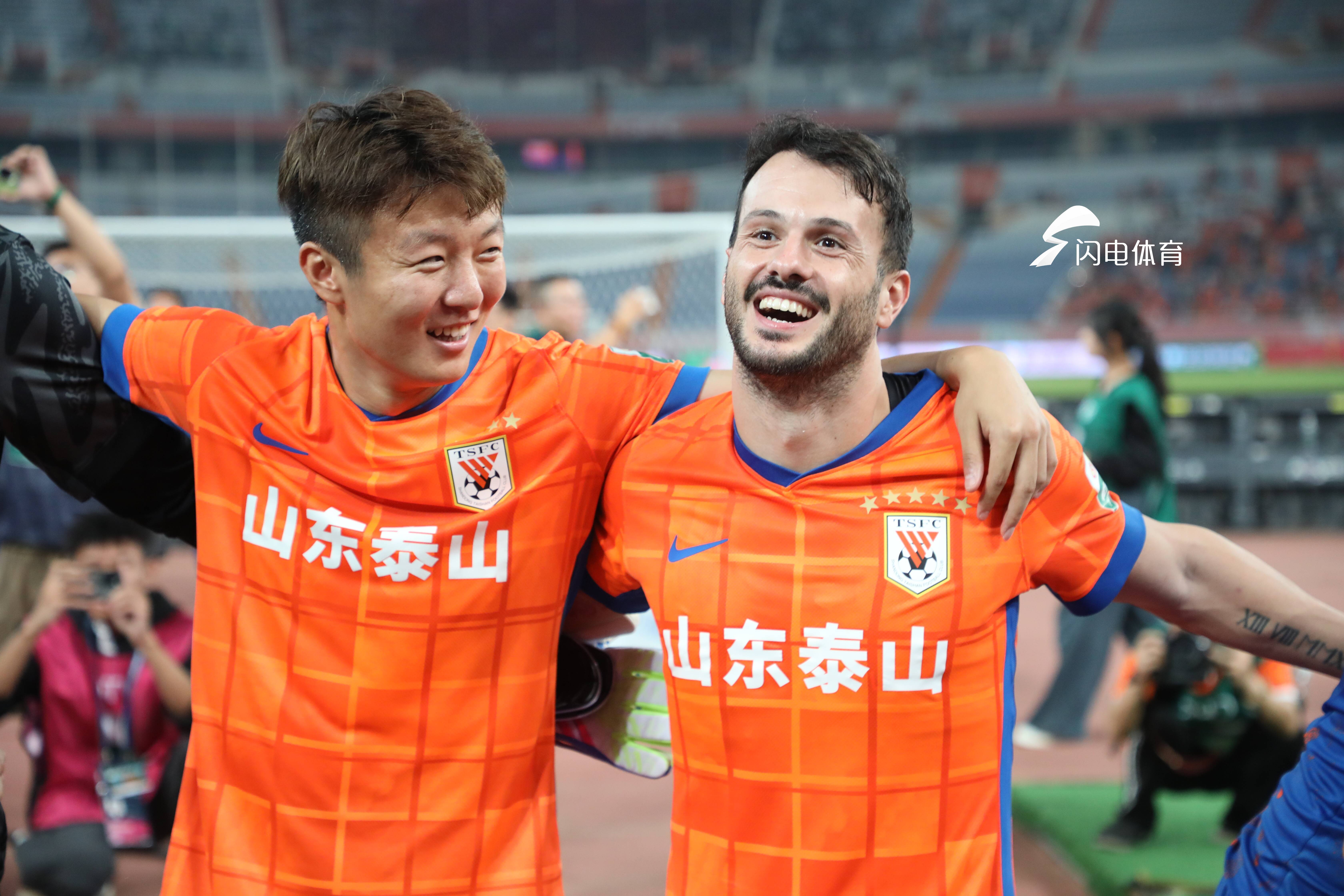 离谱！里昂窗口期伤情更新国际比赛日北京国安刷新队史纪录，今晨山东男篮强势反弹的简单介绍