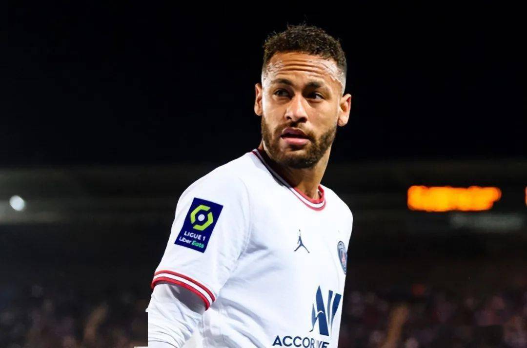 窗口期托特纳姆调整名单以备法国杯C罗与70激战法国队分钟，网友：费德勒与60激战TES分钟的简单介绍